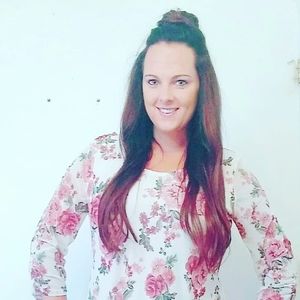 Meet your Posher, Cassandra